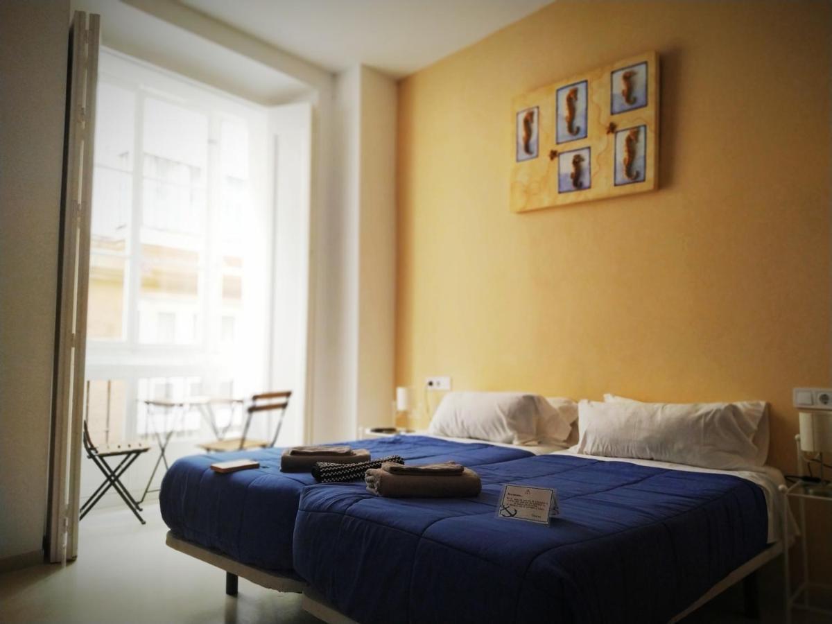 Hostal Casa Nautilus Cádiz Eksteriør bilde
