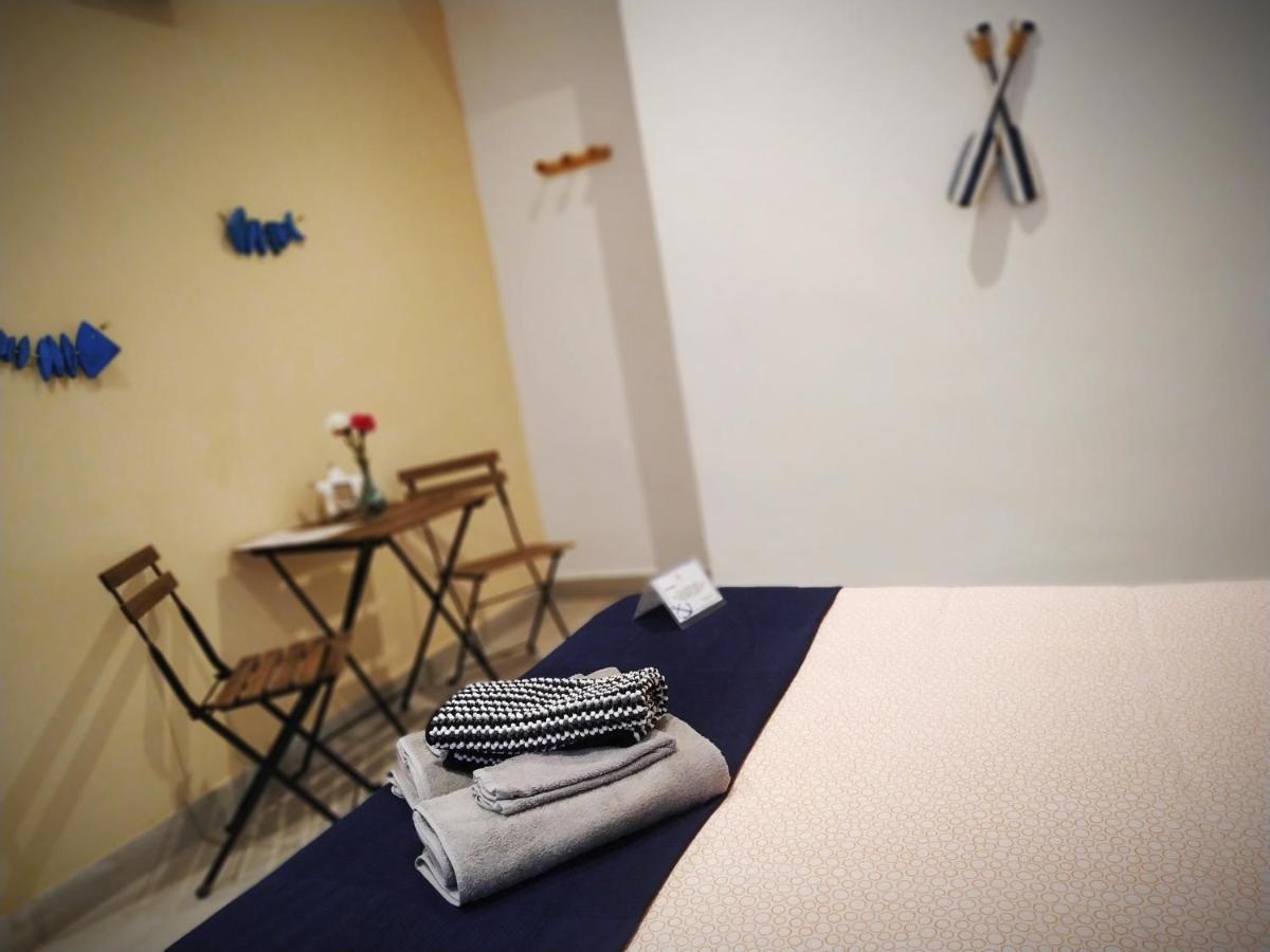 Hostal Casa Nautilus Cádiz Eksteriør bilde