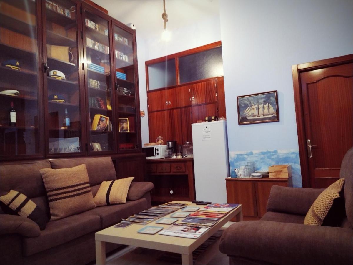 Hostal Casa Nautilus Cádiz Eksteriør bilde