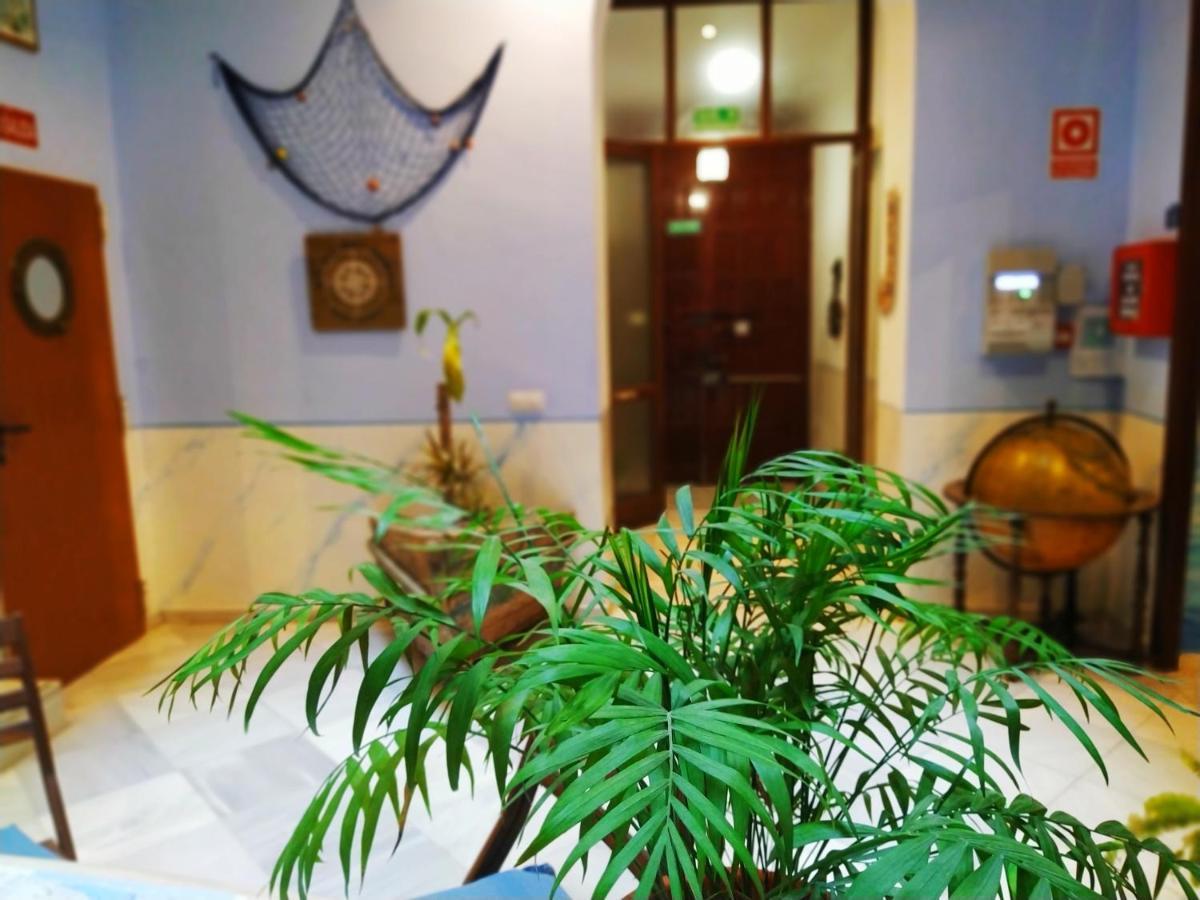 Hostal Casa Nautilus Cádiz Eksteriør bilde